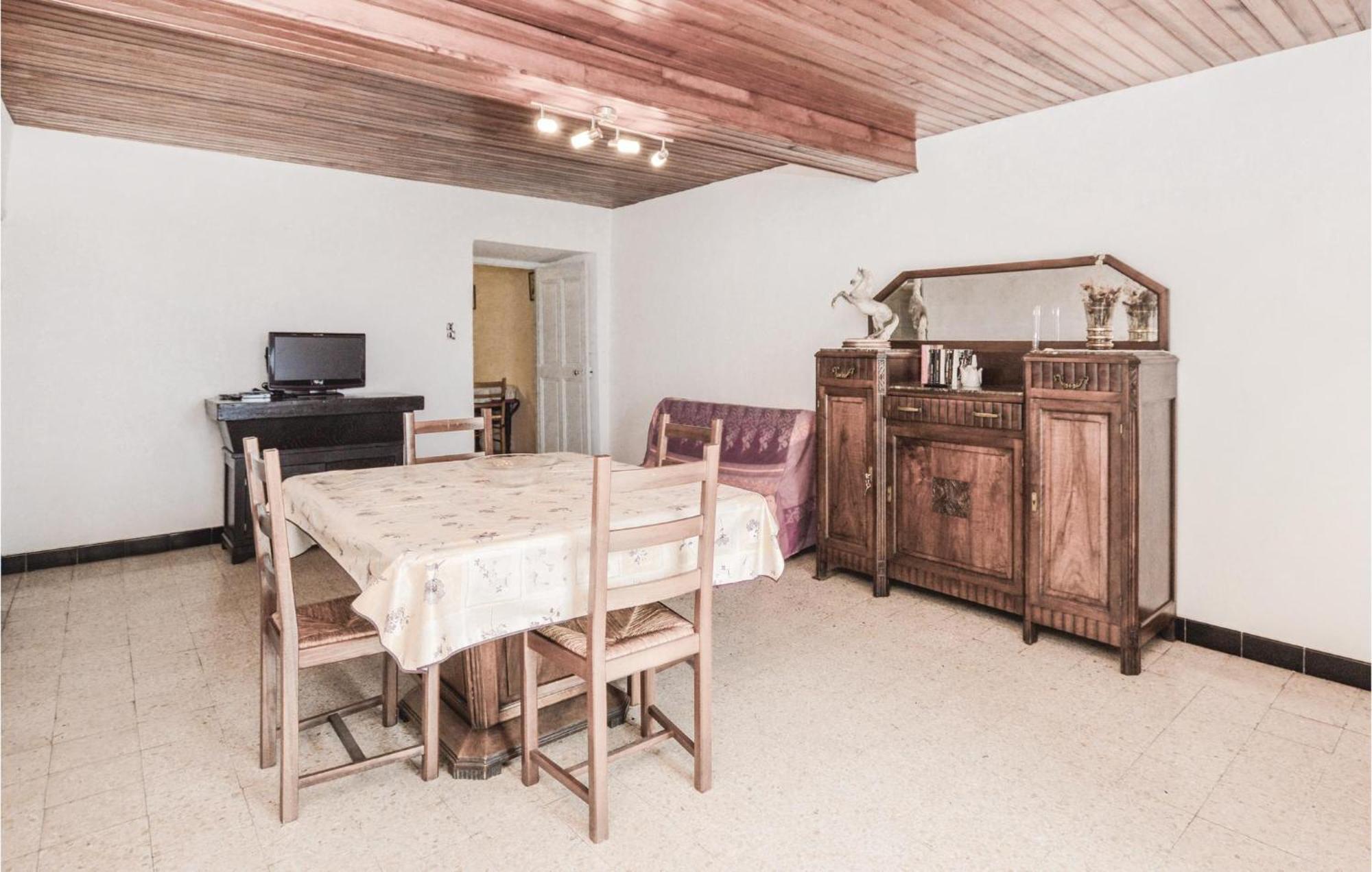 Lovely Apartment In Pietranera With Wifi Kültér fotó